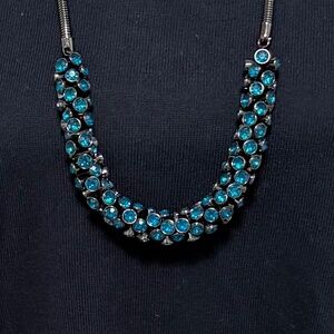 Necklace, long, adjustable, pewter color metal & aquamarine colored stones NOS